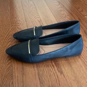 Black flats. New without tags. Women’s size 11